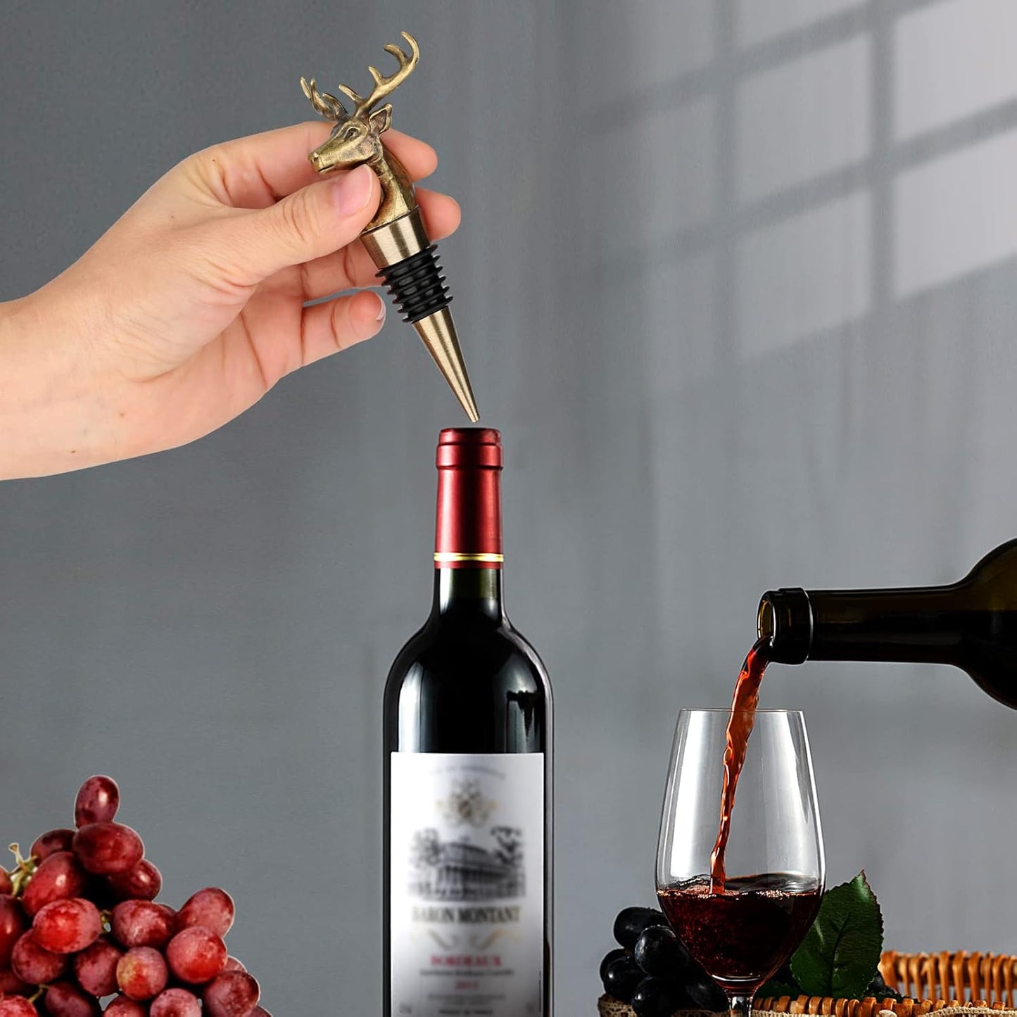 LKKCHER Deer Wine Bottle Stopper